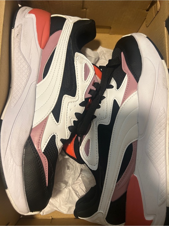 Puma Shoes - Women’s Puma Sneaker